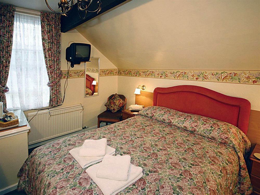 The Farthings Couette-café York