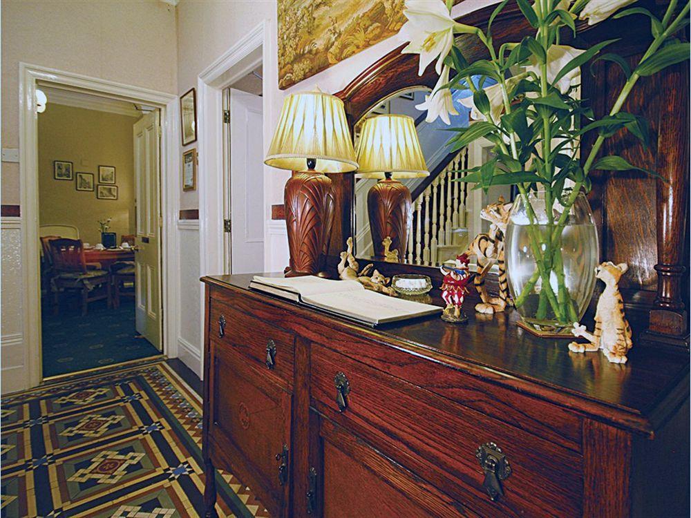 Bed & Breakfast The Farthings 4*