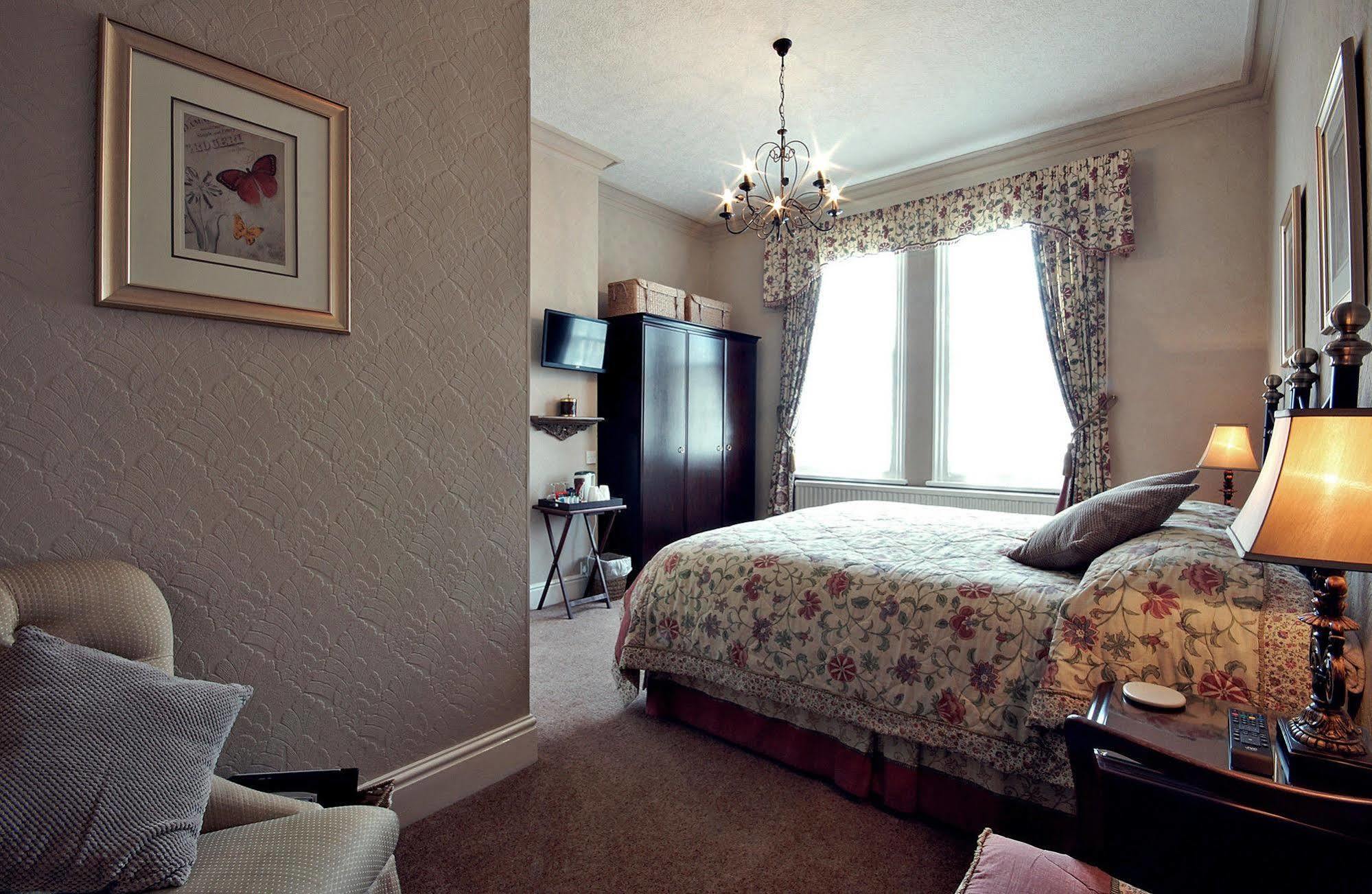 The Farthings 4* York