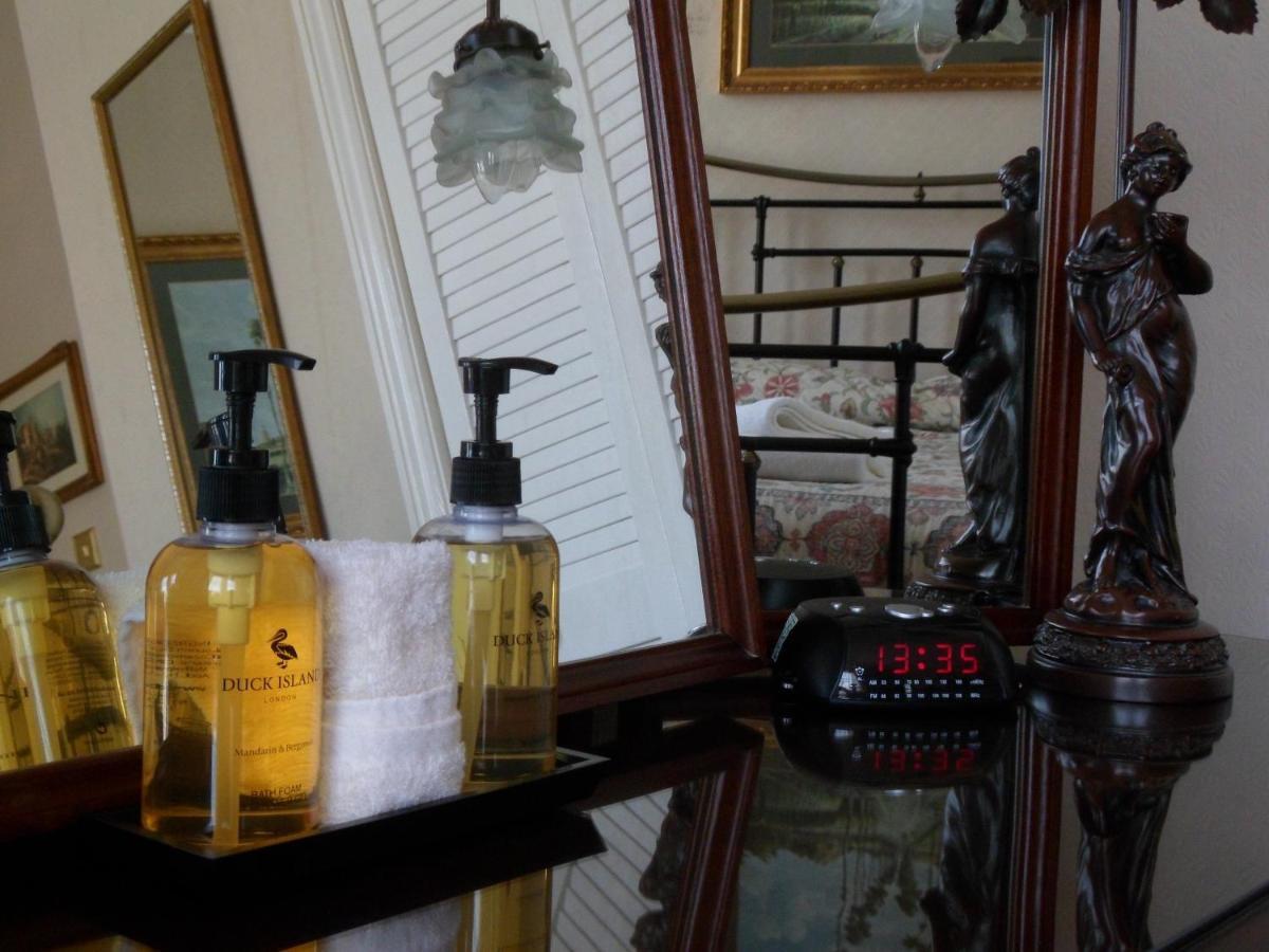 The Farthings Bed & Breakfast 4*